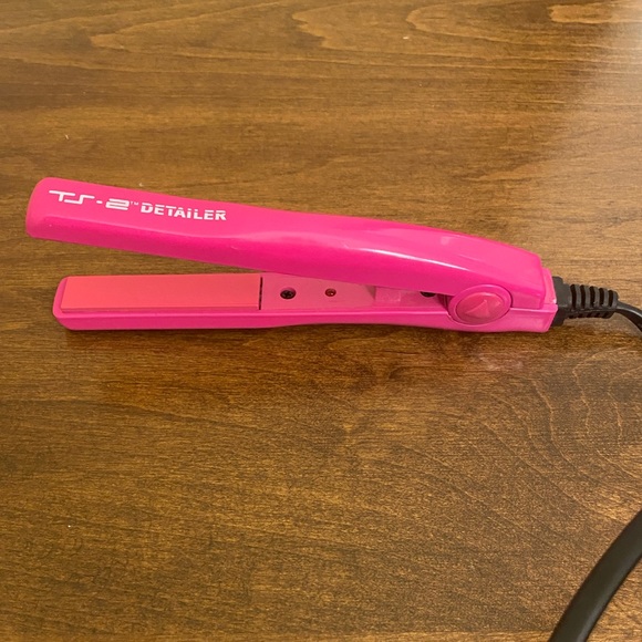 Mini straightener - Picture 2 of 9